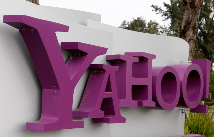 Yahoo real logo 3D, Yahoo Sunnyvale campus, California